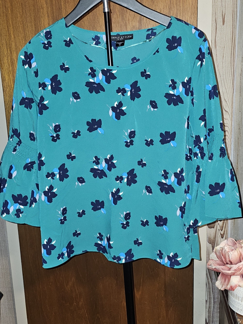 Simply Styled Green Floral Blouse with Navy and Light Blue Blooms